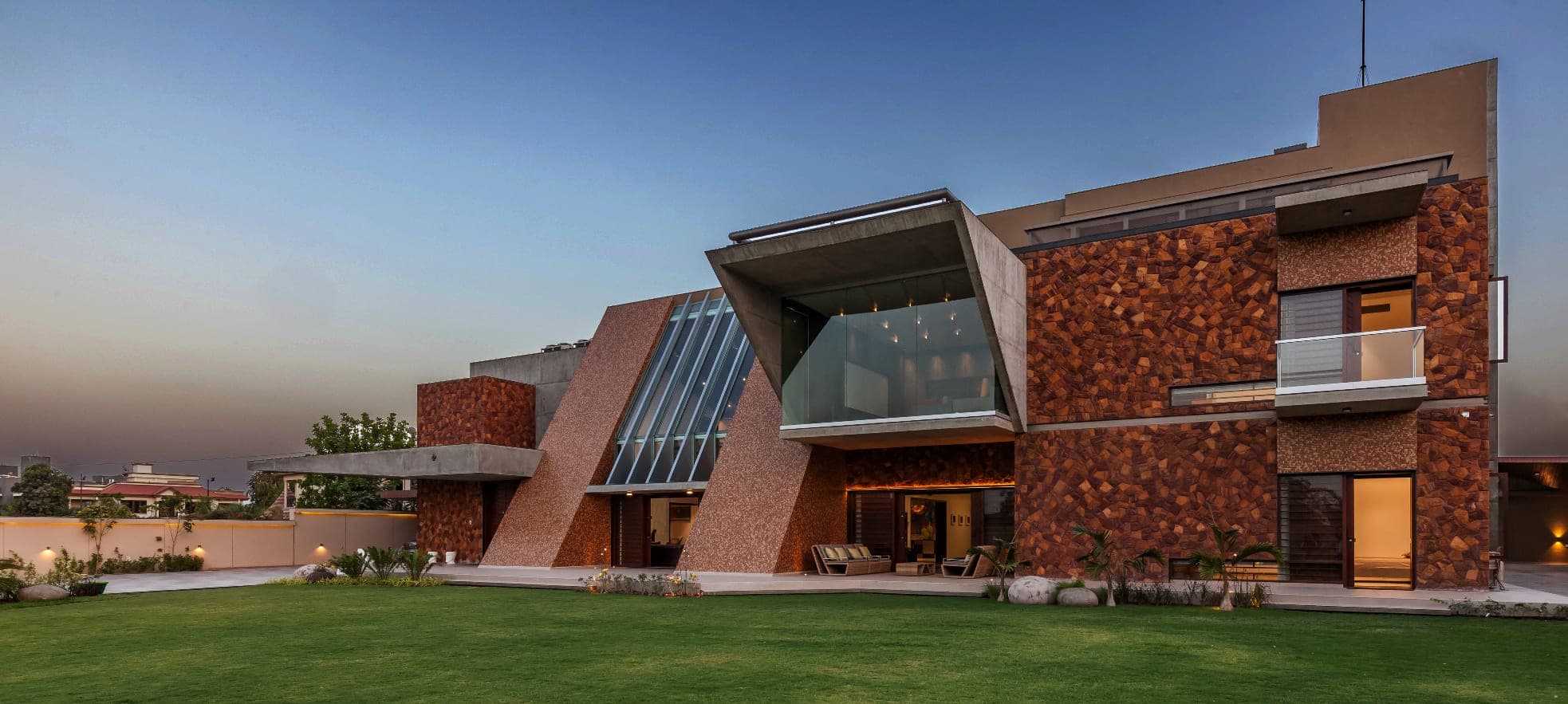 Kameshwar Jyot — exterior dusk 02