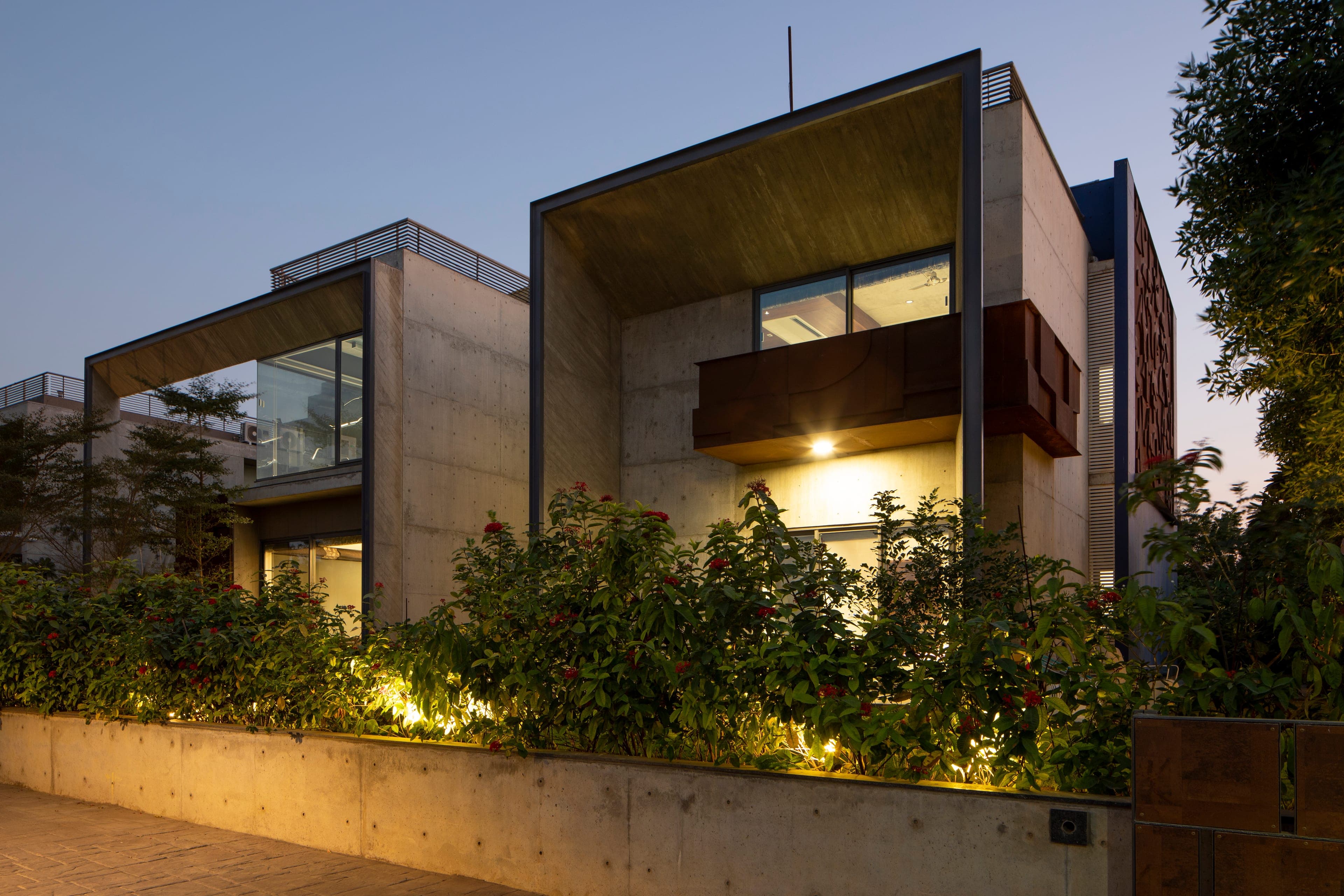 Ruchit Jani Residence — exterior dusk 02