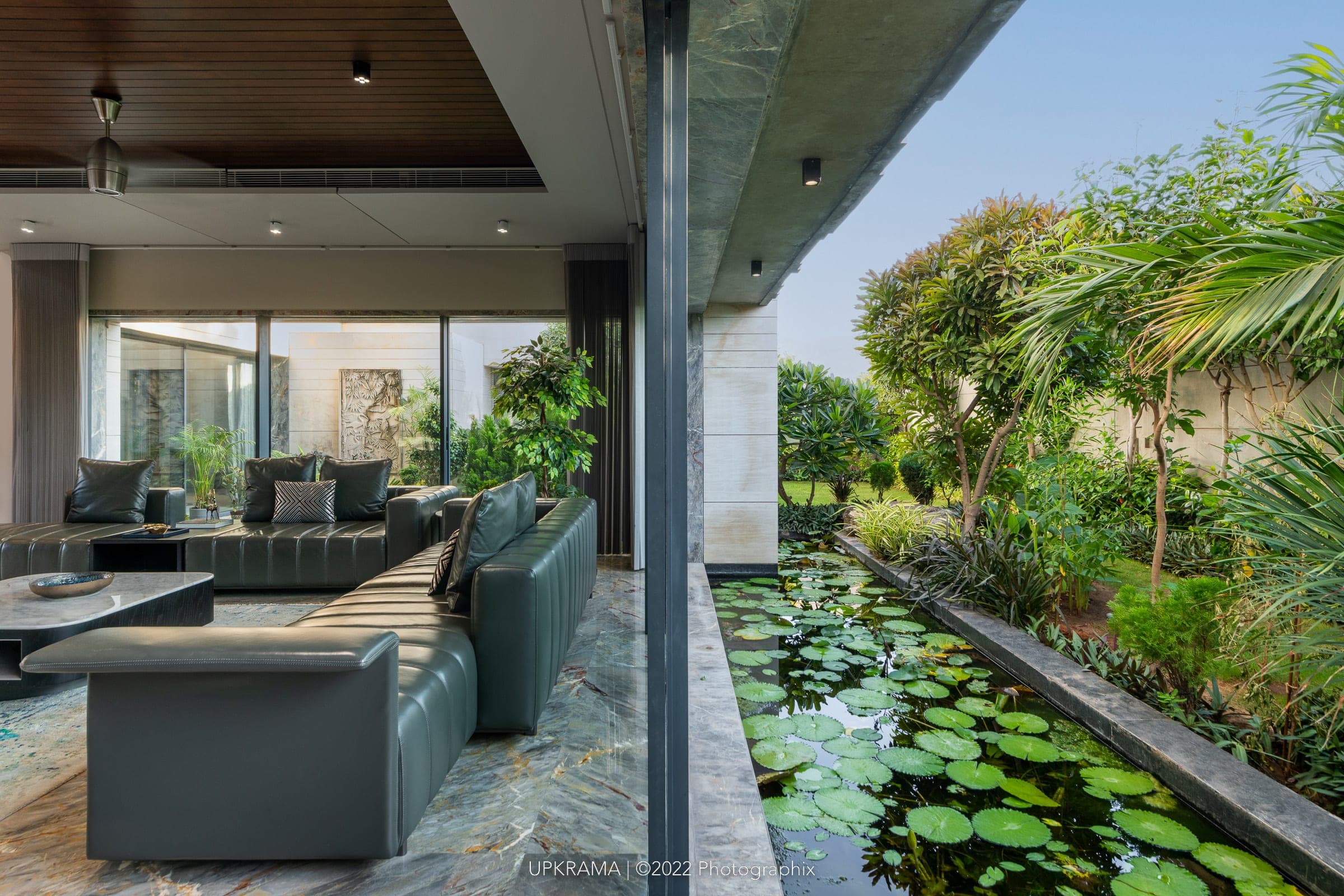 Balubhai Agarwal Residence — prjia02 exterior day 05