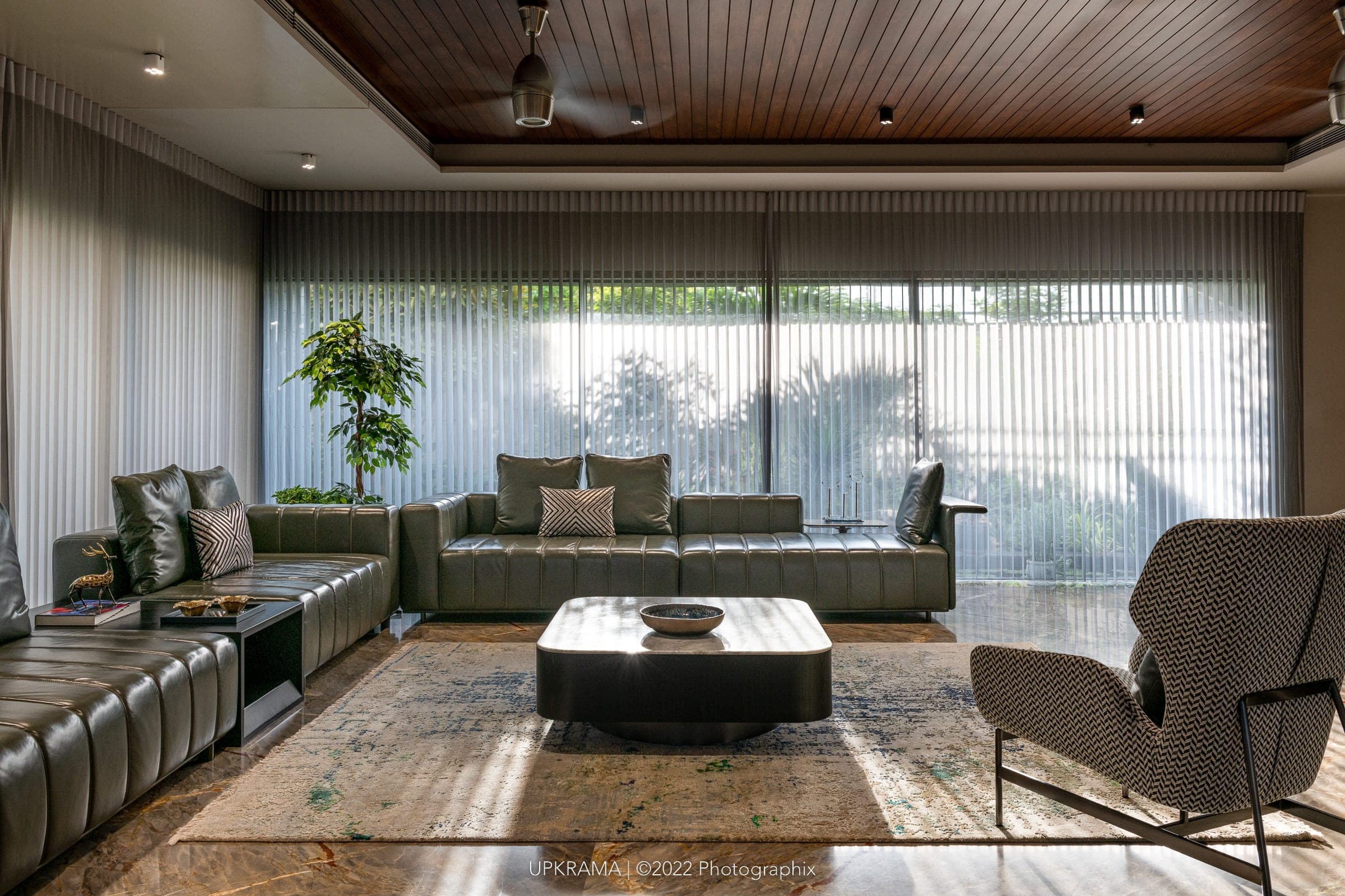 Balubhai Agarwal Residence — prjia02 interior day 05